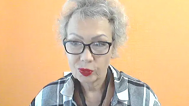 Snapshot of NessyJenixs chatting on October 2025 06:31:01 AM NessyJenixs online show from October 2025 06:31:01 AM