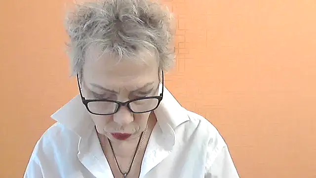 Snapshot of NessyJenixs chatting on November 2025 07:35:02 AM NessyJenixs online show from November 2025 07:35:02 AM