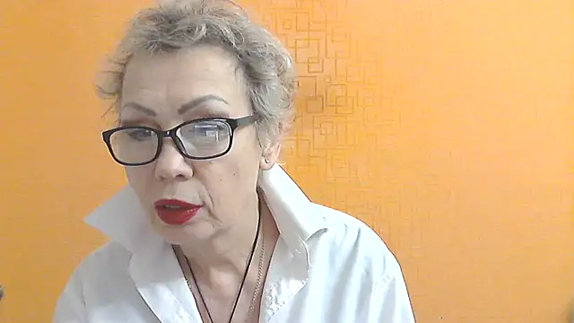 Snapshot of NessyJenixs chatting on December 2025 05:20:01 PM NessyJenixs online show from December 2025 05:20:01 PM