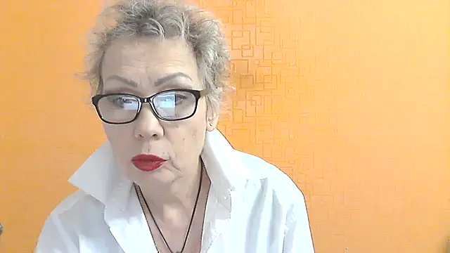 Snapshot of NessyJenixs chatting on December 2025 03:08:02 PM NessyJenixs online show from December 2025 03:08:02 PM