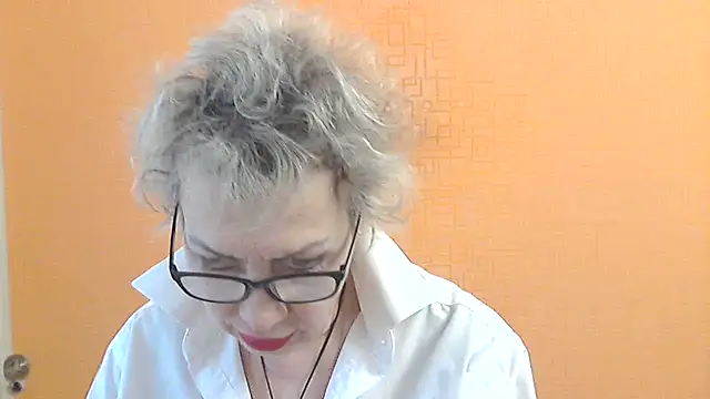 NessyJenixs online show from March 2026 02:31:02 PM