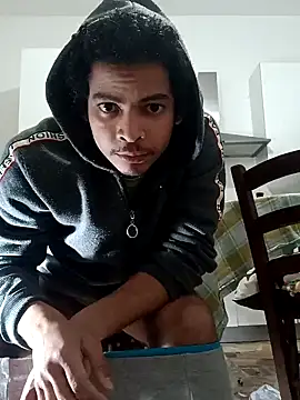 Snapshot of cingonduro chatting on January 2025 06:50:01 PM cingonduro online show from January 2025 06:50:01 PM