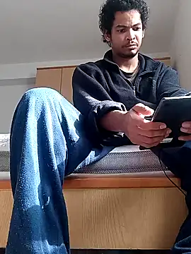 Snapshot of cingonduro chatting on March 2025 09:24:02 AM cingonduro online show from March 2025 09:24:02 AM