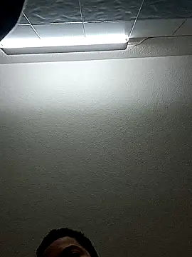 Snapshot of cingonduro chatting on October 2025 09:27:02 PM cingonduro online show from October 2025 09:27:02 PM