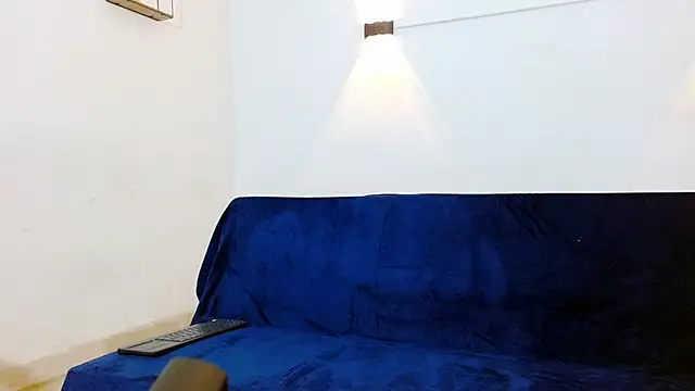 Tylerdrdn online show from October 2025 08:53:02 PM