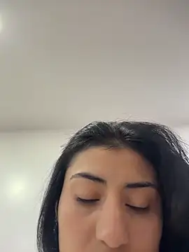 Snapshot of fiorella_paris chatting on March 2026 11:29:02 PM fiorella paris online show from March 2026 11:29:02 PM