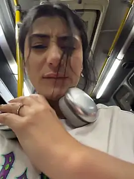 Snapshot of fiorella_paris chatting on March 2026 02:04:02 AM fiorella paris online show from March 2026 02:04:02 AM