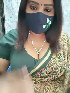 Queenflowerr online show from June 2026 07:46:01 PM