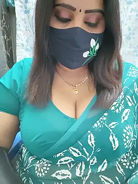 Queenflowerr online show from June 2026 02:21:02 PM