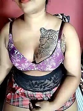 Sexy-Monikaa online show from April 2026 10:29:02 PM
