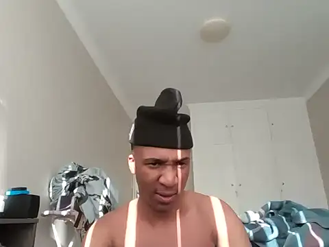 Snapshot of sydmanyoba chatting on November 2025 04:45:02 AM sydmanyoba online show from November 2025 04:45:02 AM