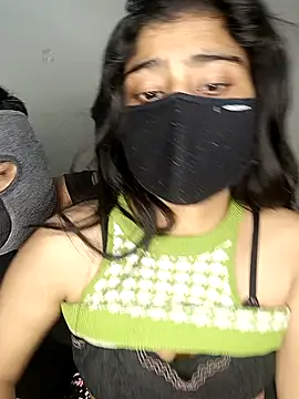 Love-N online show from December 2025 12:34:02 PM