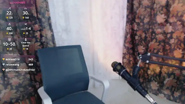 cat-lady-6688 online show from March 2025 01:46:01 PM