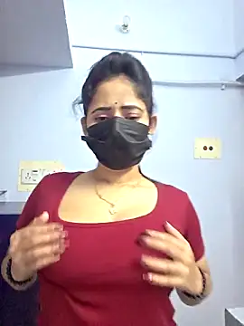 Hot honey77 online show from October 2025 05:33:01 PM