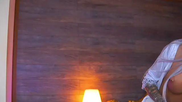 Juicy Jessye online show from May 2026 07:52:01 PM