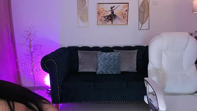 Snapshot of Layla_Breezee chatting on February 2026 12:54:02 PM Layla Breezee online show from February 2026 12:54:02 PM