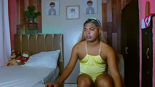 Snapshot of electrabrowns chatting on October 2025 05:30:02 AM electrabrowns online show from October 2025 05:30:02 AM