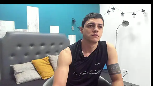 Frank Millers online show from September 2025 05:49:01 PM