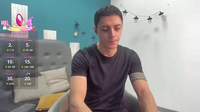 Frank Millers online show from October 2025 03:01:02 PM