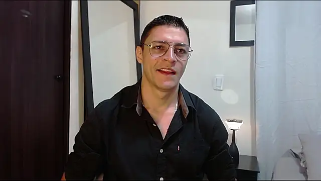 Snapshot of Frank_Millers chatting on February 2026 11:07:01 AM Frank Millers online show from February 2026 11:07:01 AM