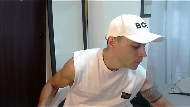 Snapshot of Frank_Millers chatting on February 2026 08:19:02 PM Frank Millers online show from February 2026 08:19:02 PM