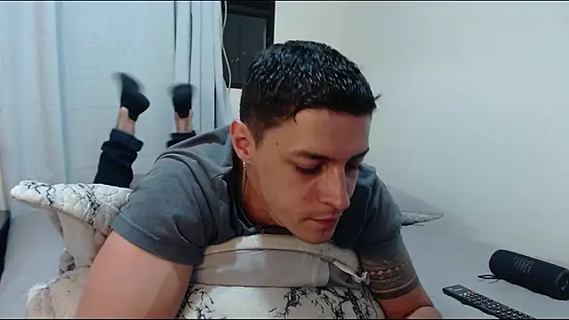 Snapshot of Frank_Millers chatting on March 2026 12:17:01 AM Frank Millers online show from March 2026 12:17:01 AM