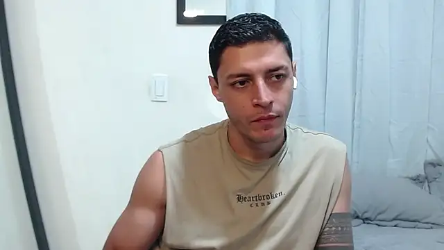 Snapshot of Frank_Millers chatting on March 2026 10:13:01 PM Frank Millers online show from March 2026 10:13:01 PM