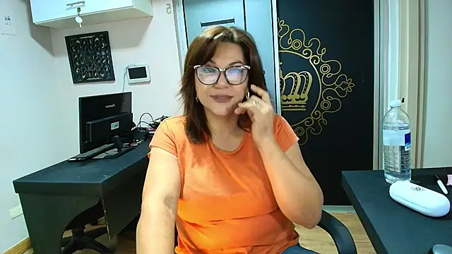 TiffanyyWilson online show from May 2026 10:27:02 PM