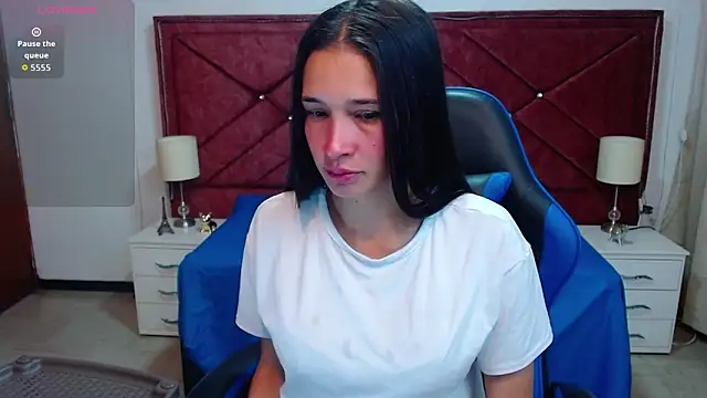 victoria adams07 online show from February 2026 01:49:02 PM