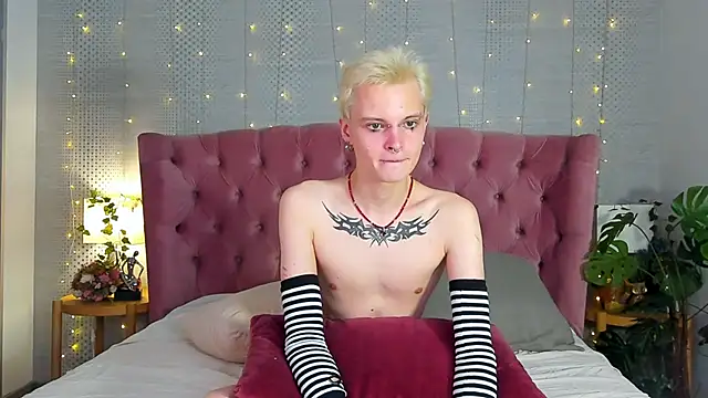 DemianEnglen online show from January 2025 12:17:01 AM