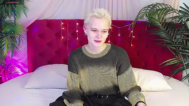 DemianEnglen online show from February 2025 08:37:01 PM