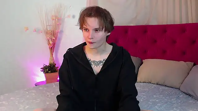 Snapshot of DemianEnglen chatting on April 2026 09:24:02 AM DemianEnglen online show from April 2026 09:24:02 AM