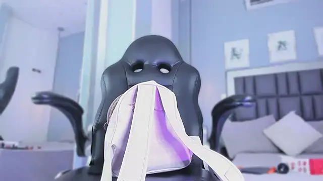 Snapshot of Raven_jade_ chatting on October 2025 07:58:02 PM Raven jade online show from October 2025 07:58:02 PM