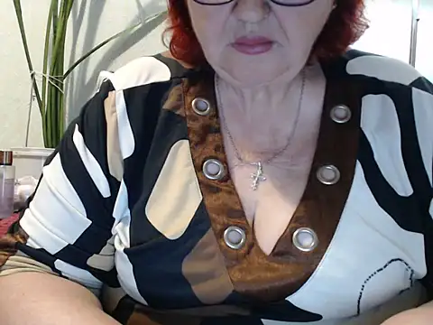 DeniseeRosea online show from June 2026 06:42:01 PM