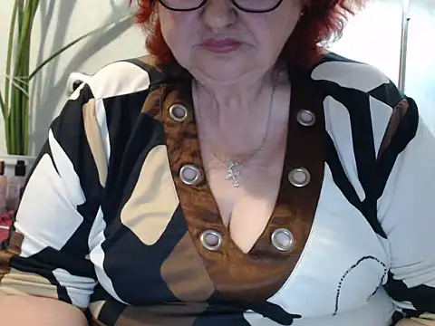 DeniseeRosea online show from June 2026 11:27:02 PM