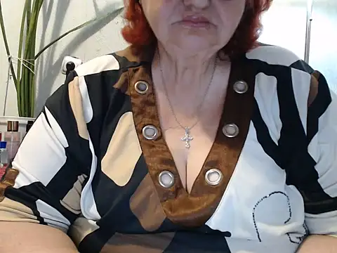 DeniseeRosea online show from June 2026 06:01:02 PM