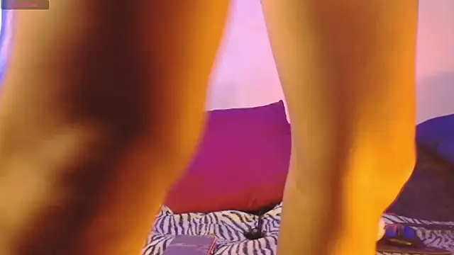 Snapshot of izan_20 chatting on December 2025 09:18:01 AM izan 20 online show from December 2025 09:18:01 AM