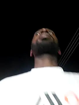 Snapshot of onewinnertee chatting on November 2025 10:19:02 PM onewinnertee online show from November 2025 10:19:02 PM