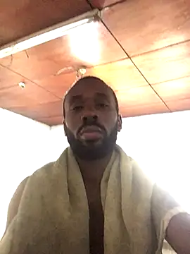 Snapshot of onewinnertee chatting on December 2025 07:14:02 AM onewinnertee online show from December 2025 07:14:02 AM