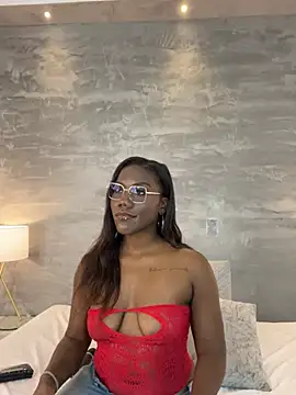 Alaia Colins online show from June 2026 04:20:01 AM