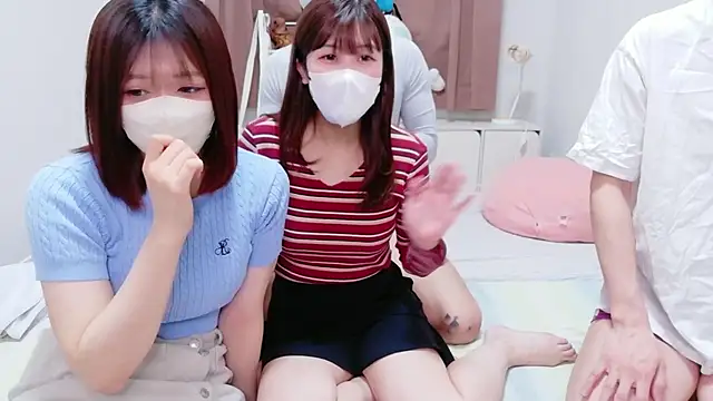 NA-KAREN-V8 online show from April 2026 11:14:01 AM