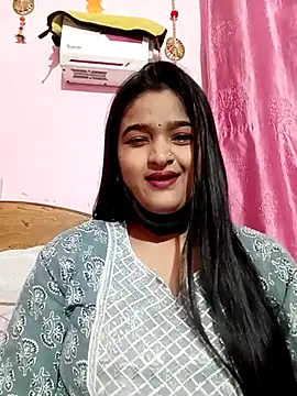 Snapshot of Simran-001 chatting on December 2025 11:26:02 AM Simran-001 online show from December 2025 11:26:02 AM