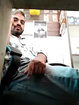 Snapshot of RaviRoy2326 chatting on February 2025 08:10:02 AM RaviRoy2326 online show from February 2025 08:10:02 AM