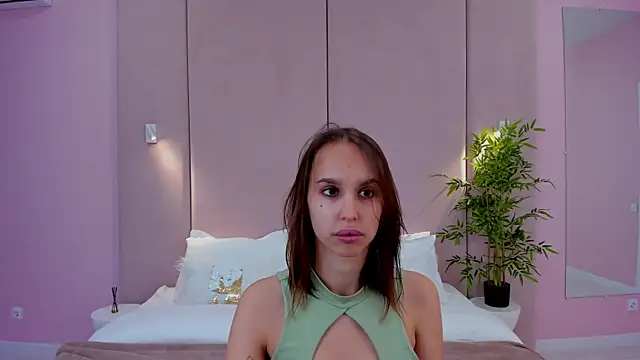 SandraTucker online show from November 2025 03:27:01 AM