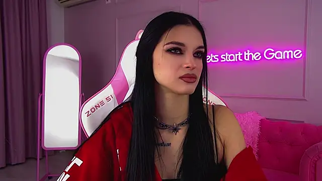 BeverlyMost online show from November 2025 06:31:02 PM