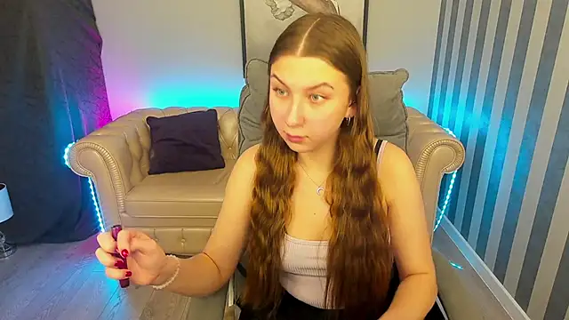 Snapshot of AureliaBliss_ chatting on January 2025 01:15:01 PM AureliaBliss online show from January 2025 01:15:01 PM