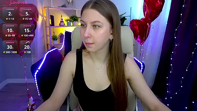 Snapshot of AureliaBliss_ chatting on February 2025 01:28:02 PM AureliaBliss online show from February 2025 01:28:02 PM