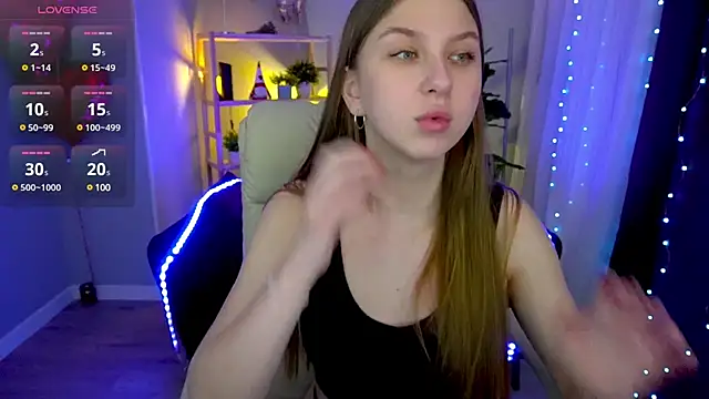 Snapshot of AureliaBliss_ chatting on February 2025 04:31:02 PM AureliaBliss online show from February 2025 04:31:02 PM