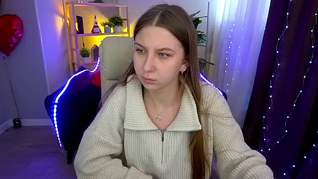 Snapshot of AureliaBliss_ chatting on February 2025 01:19:02 PM AureliaBliss online show from February 2025 01:19:02 PM