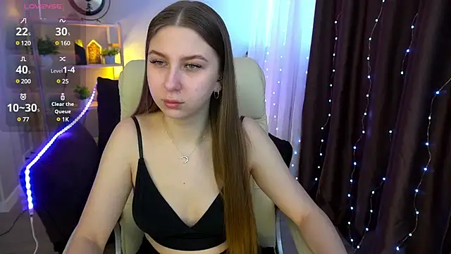 Snapshot of AureliaBliss_ chatting on March 2025 01:24:02 PM AureliaBliss online show from March 2025 01:24:02 PM